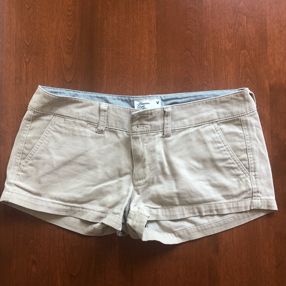American Eagle Low Rise Khaki Shorts
